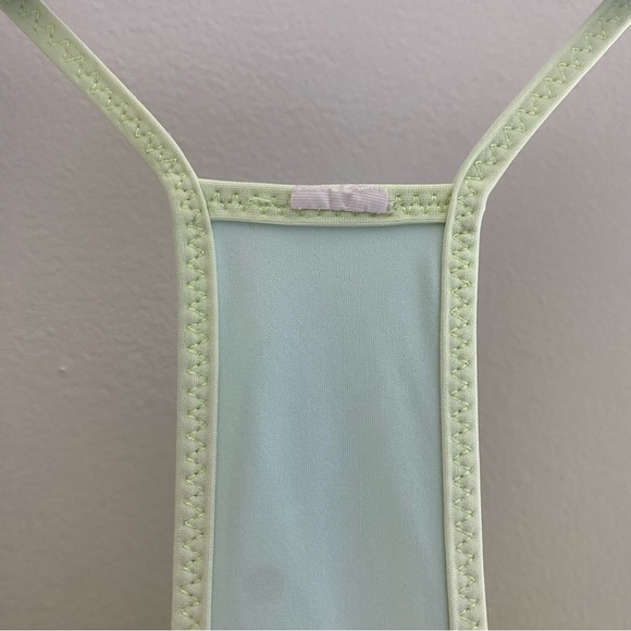 Lululemon Two Tone Racerback Tank *BASICALLY NEW* - Picture 2 of 4